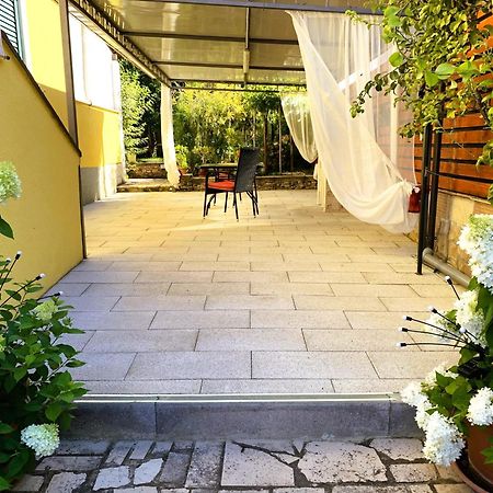 Apartments And Rooms Villa Dea Adults Only Ровинь Экстерьер фото