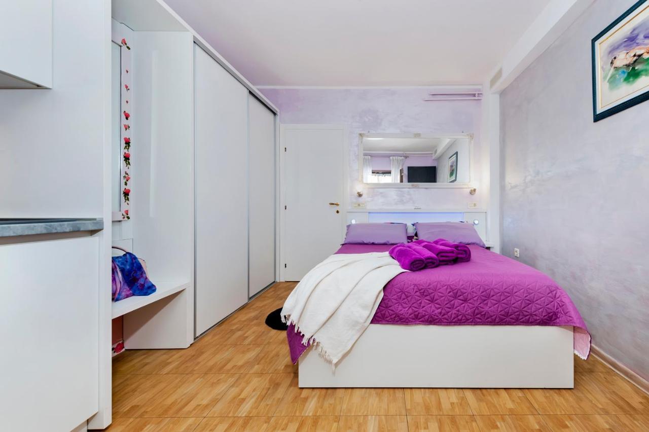 Apartments And Rooms Villa Dea Adults Only Ровинь Экстерьер фото