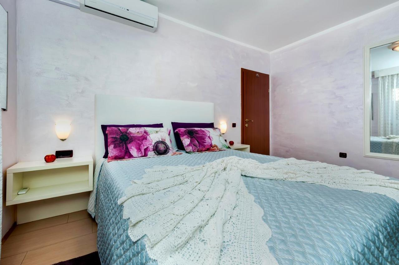 Apartments And Rooms Villa Dea Adults Only Ровинь Экстерьер фото