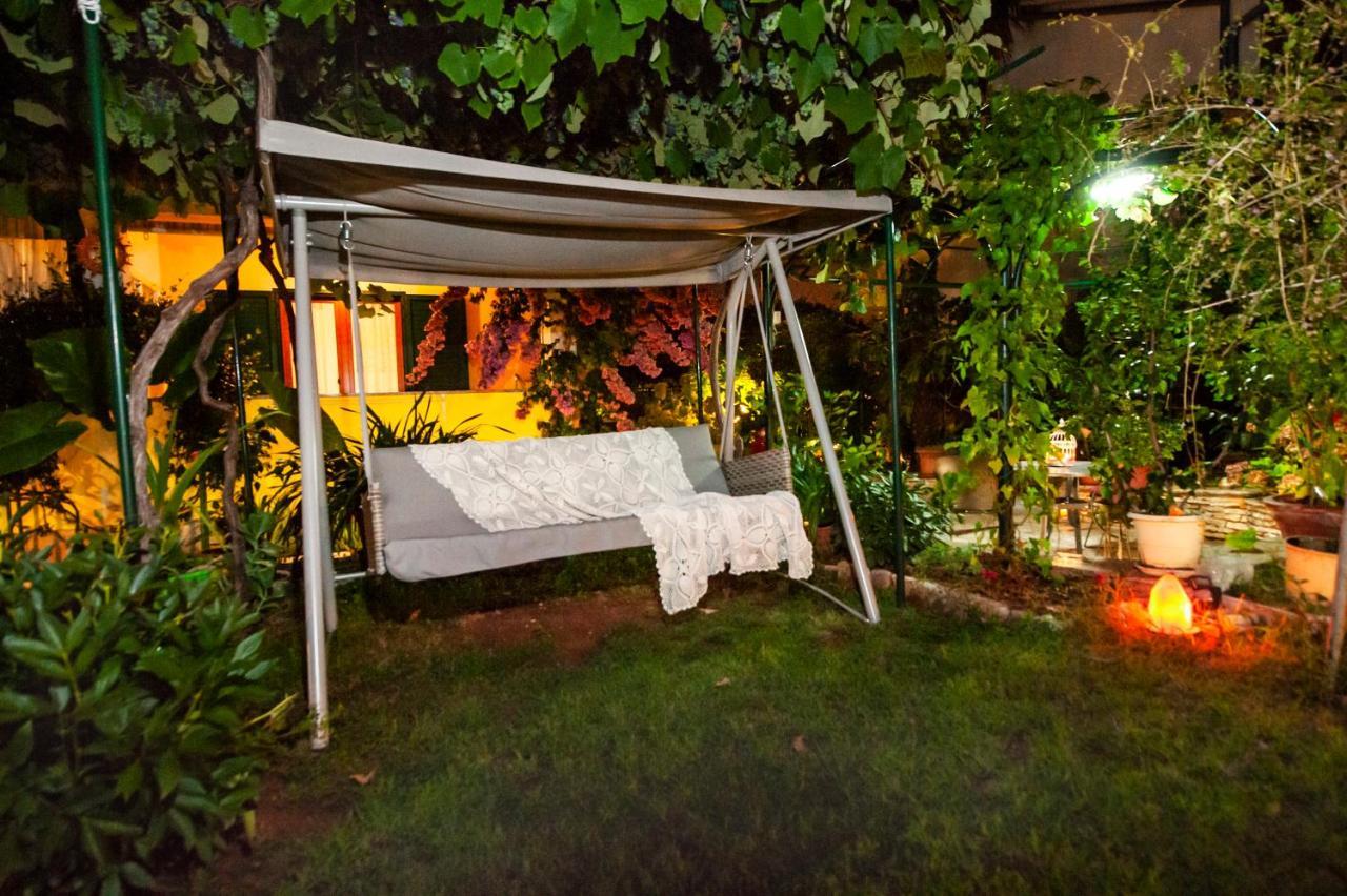 Apartments And Rooms Villa Dea Adults Only Ровинь Экстерьер фото