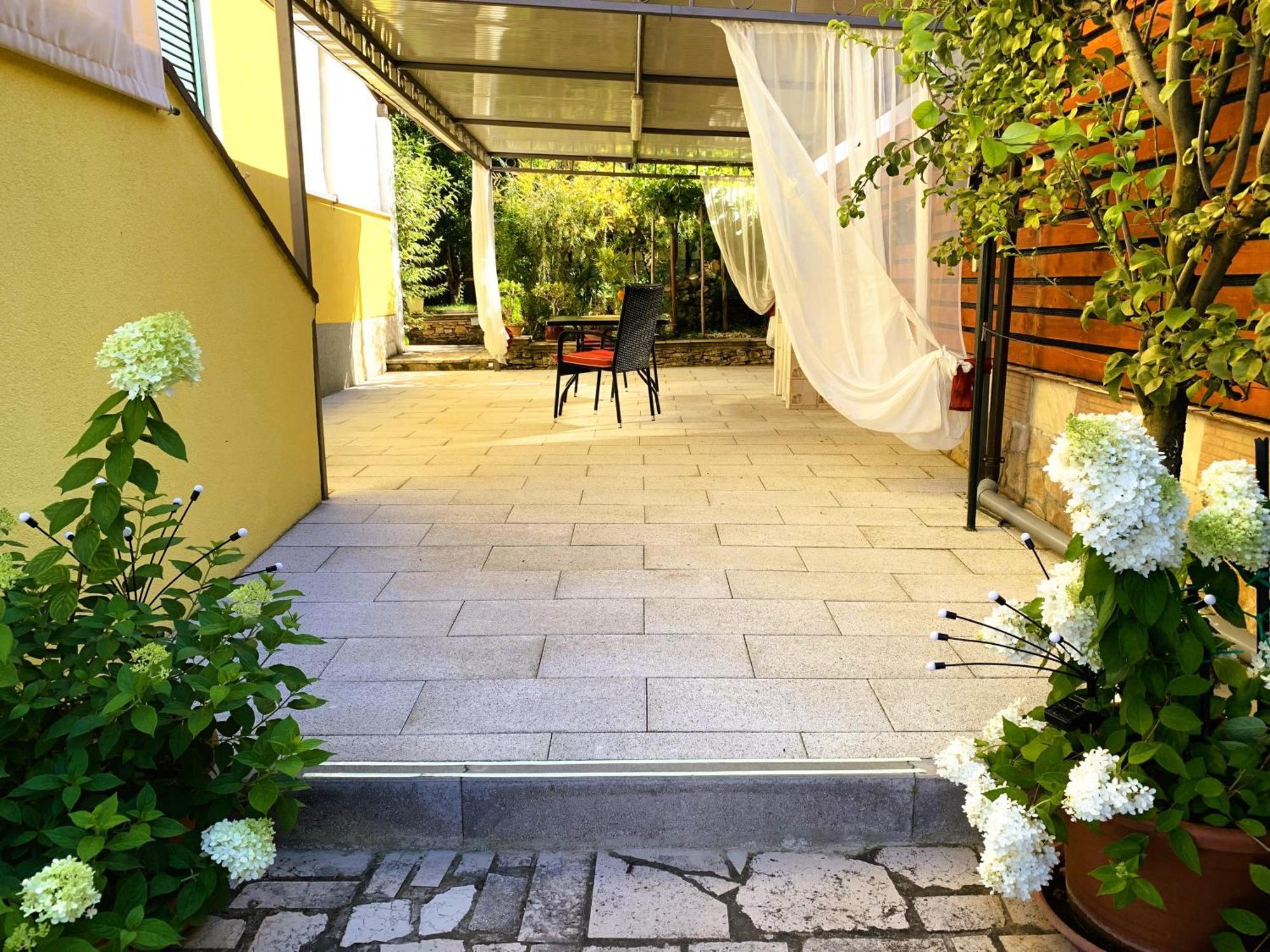 Apartments And Rooms Villa Dea Adults Only Ровинь Экстерьер фото