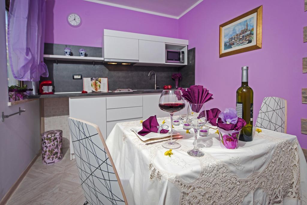 Apartments And Rooms Villa Dea Adults Only Ровинь Экстерьер фото