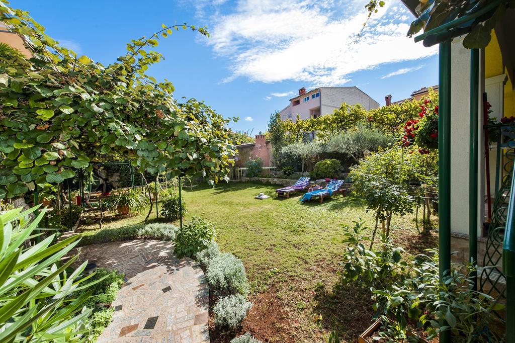 Apartments And Rooms Villa Dea Adults Only Ровинь Экстерьер фото