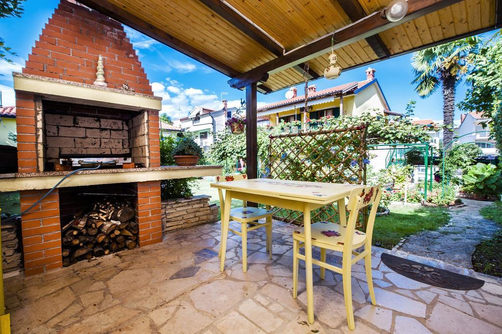 Apartments And Rooms Villa Dea Adults Only Ровинь Экстерьер фото