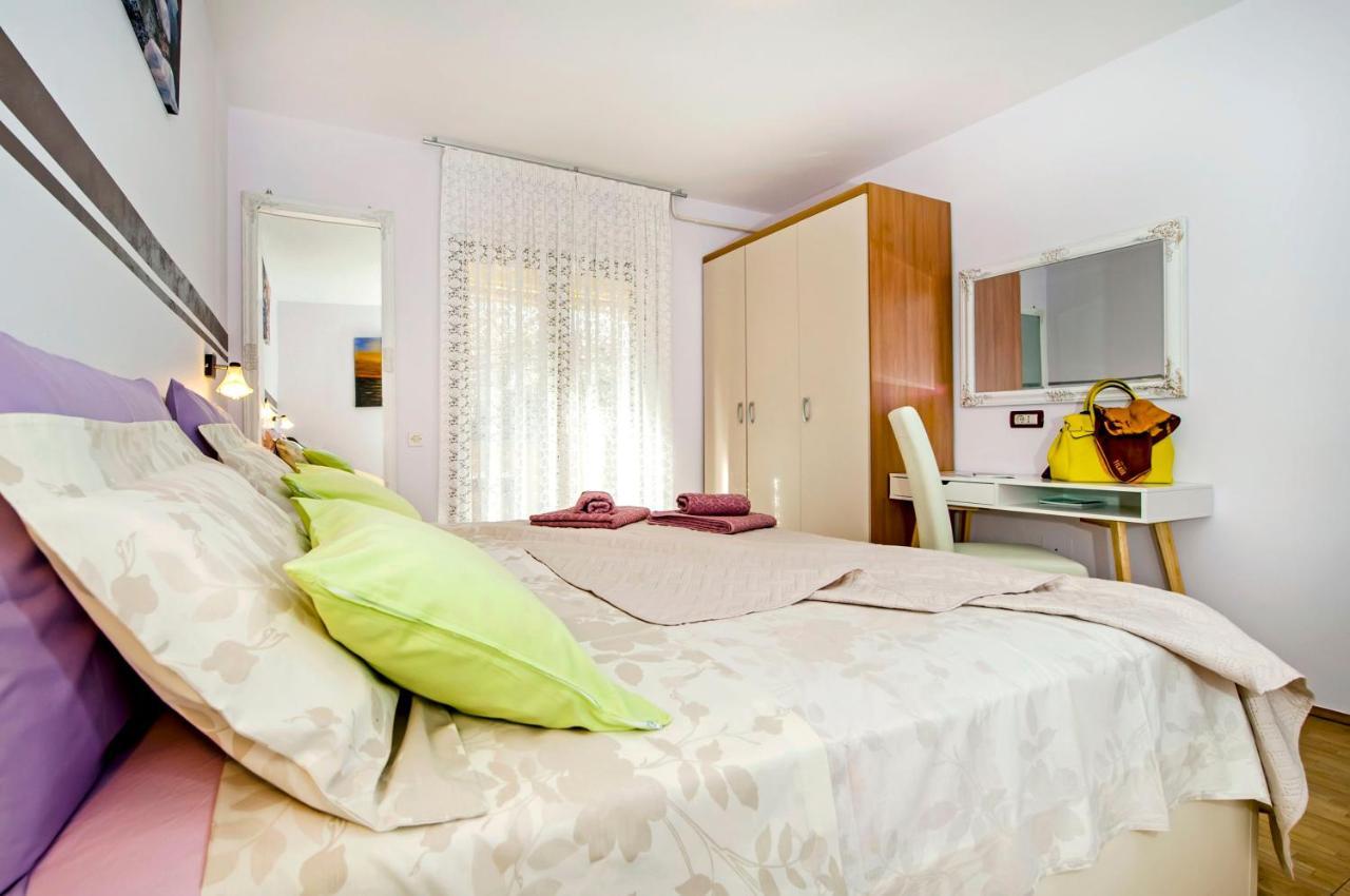 Apartments And Rooms Villa Dea Adults Only Ровинь Экстерьер фото